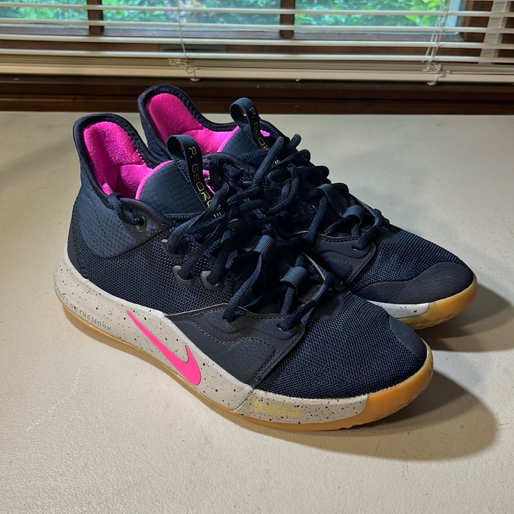 Nike Paul George basketball sneakers